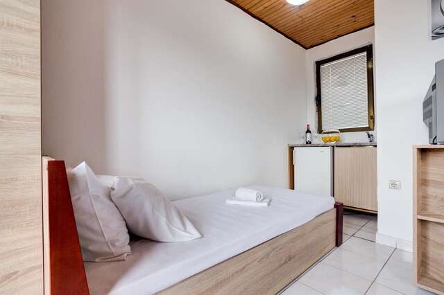 Отели типа «постель и завтрак» Sumice Inn Петровац-9